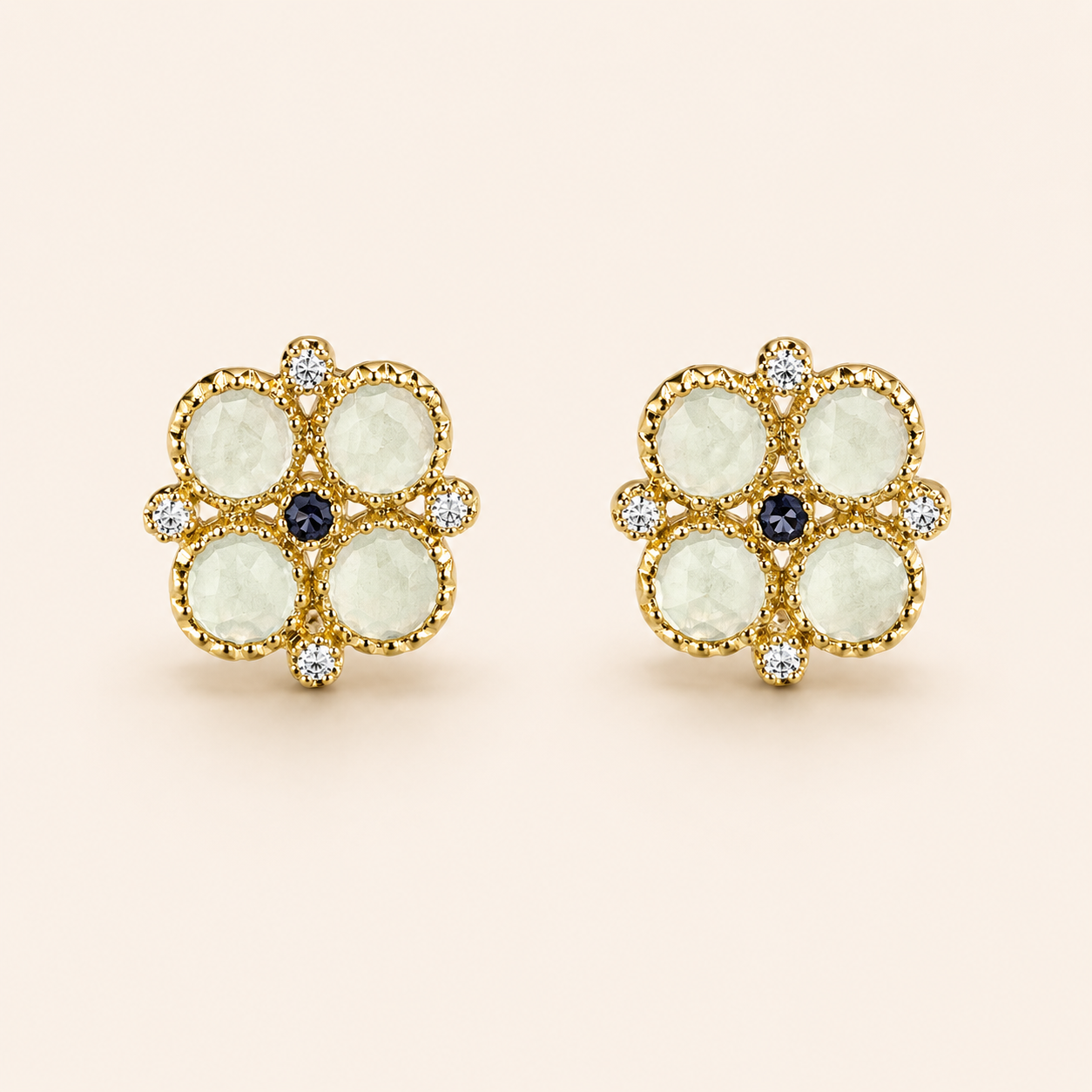 Quadrato Earrings with Diamonds