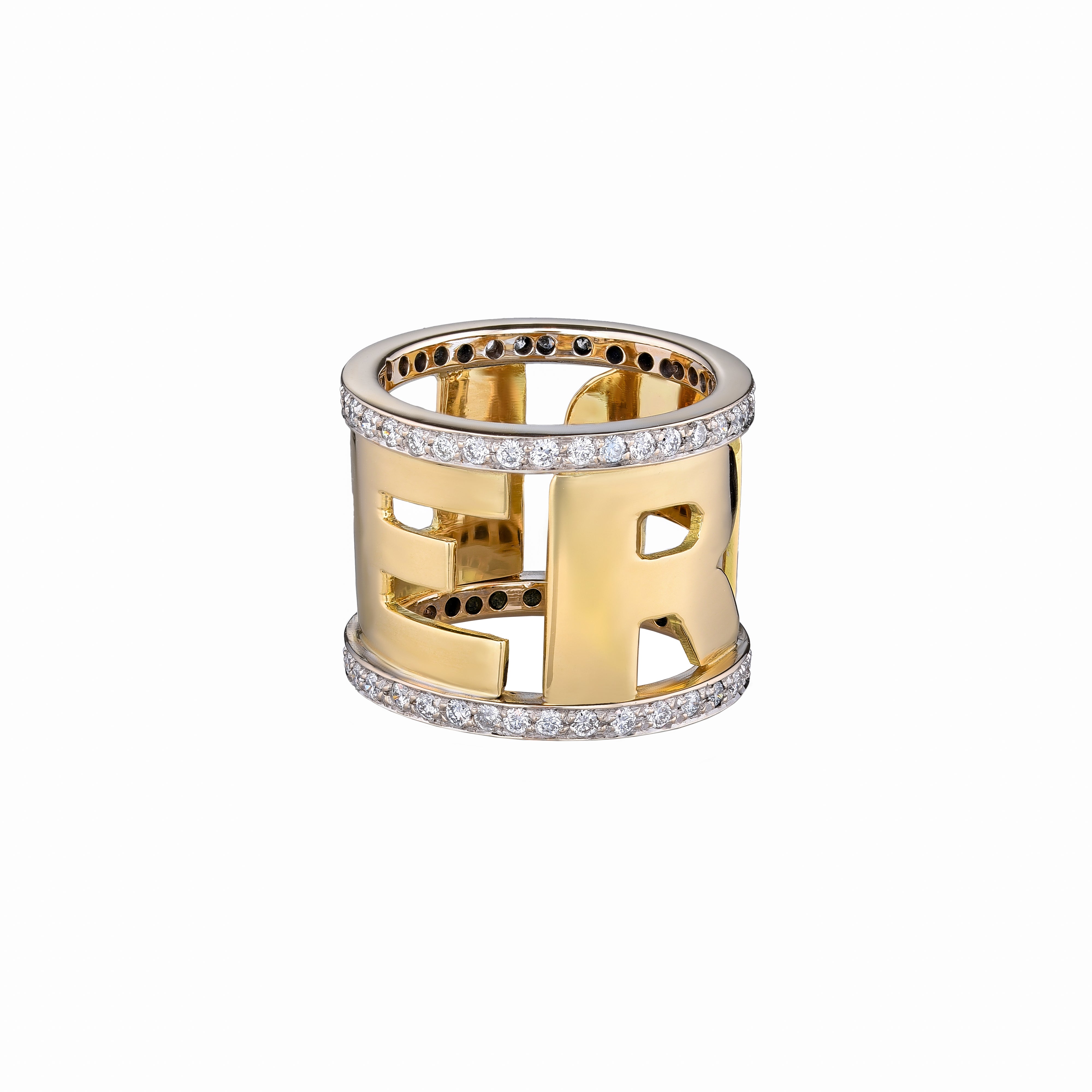 Anello con lettera di diamante