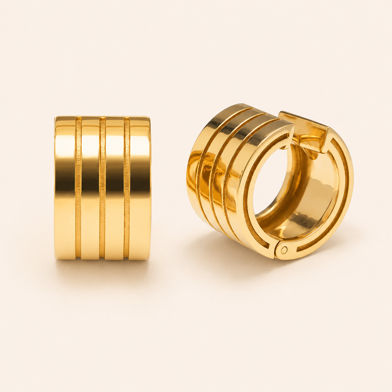 Oro Huggie Earrings